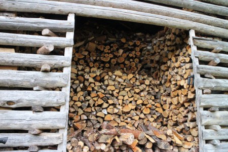 POLTTOPUUT TOIMITETTUNA